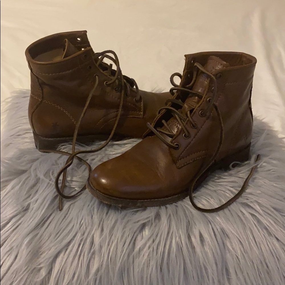 FRYE Tyler lace up boot